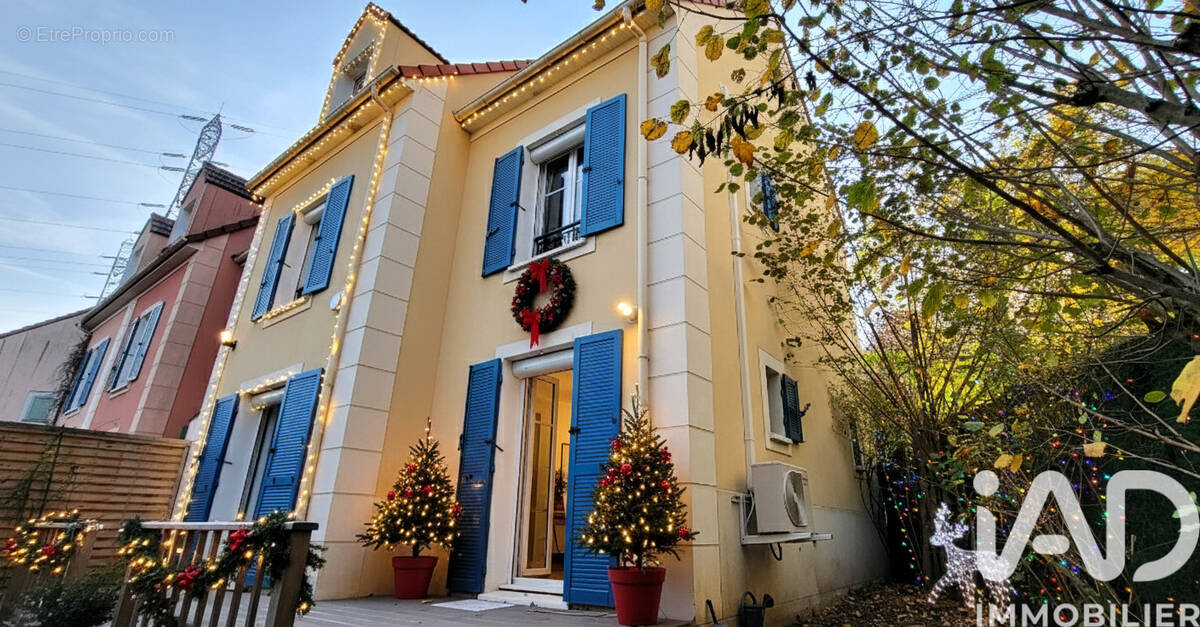 Photo 1 - Maison à VILLENEUVE-LA-GARENNE