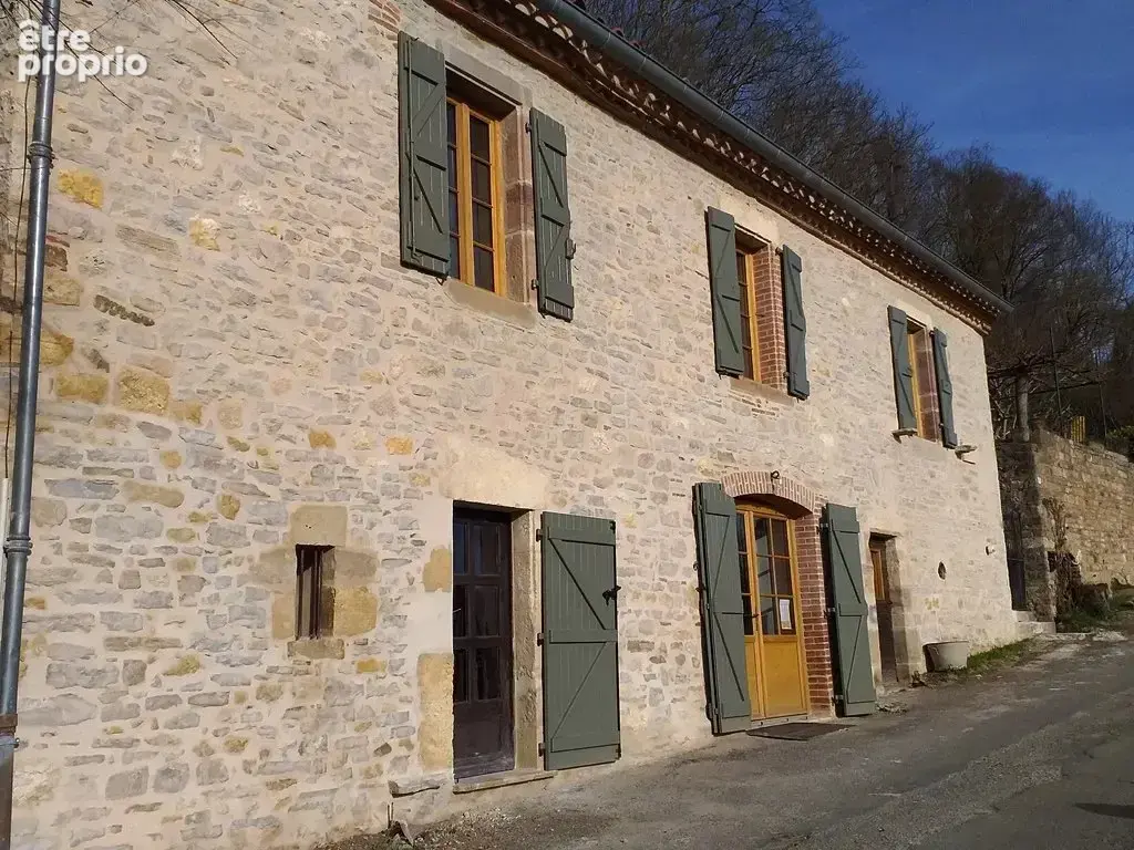 Maison de village rénovée et appartement - photo 13