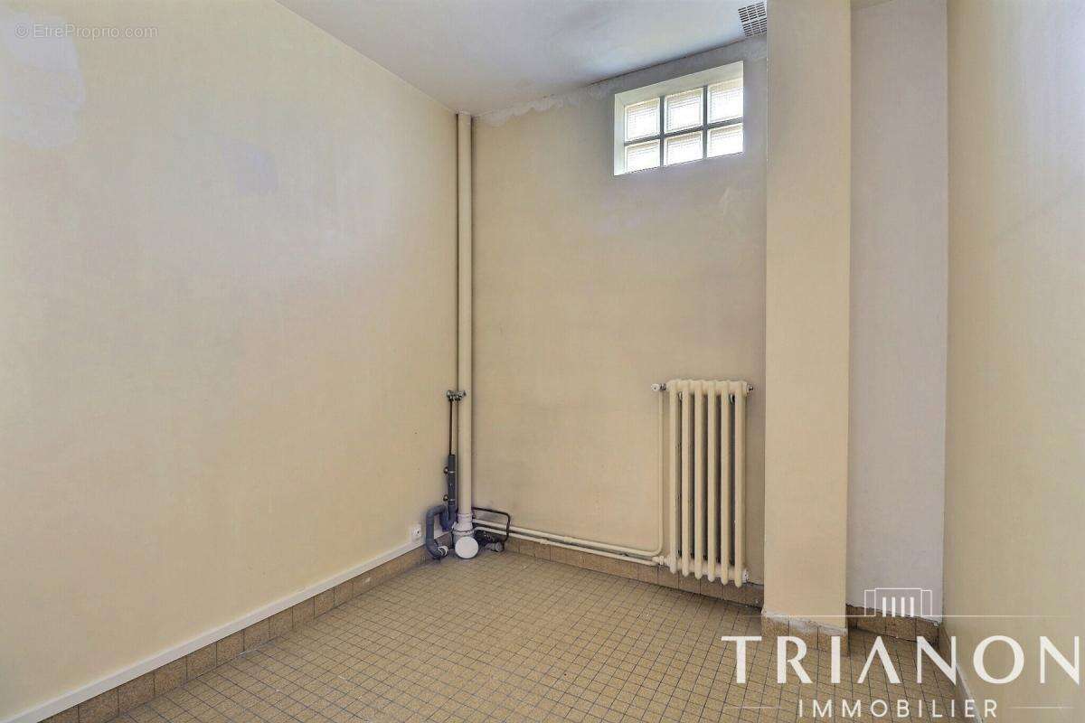 Appartement à L'ETANG-LA-VILLE
