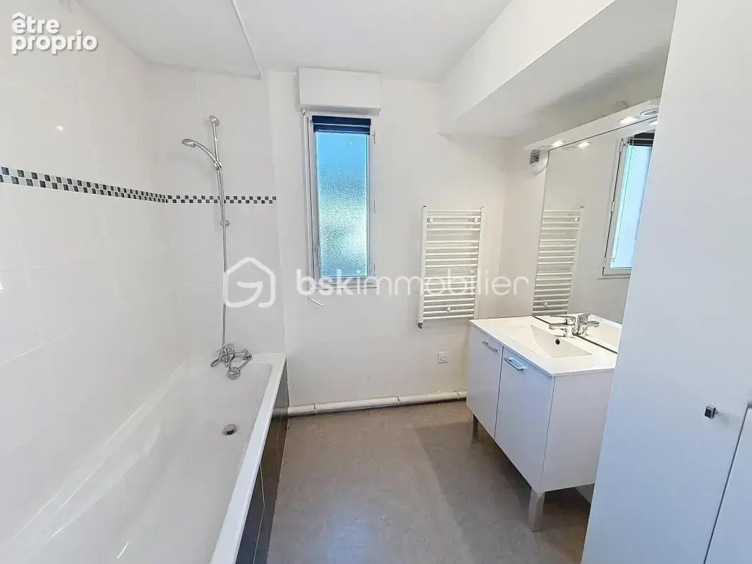 MORDELLES – T3 lumineux de 65 m² avec grand balcon plein sud et parking - photo 7