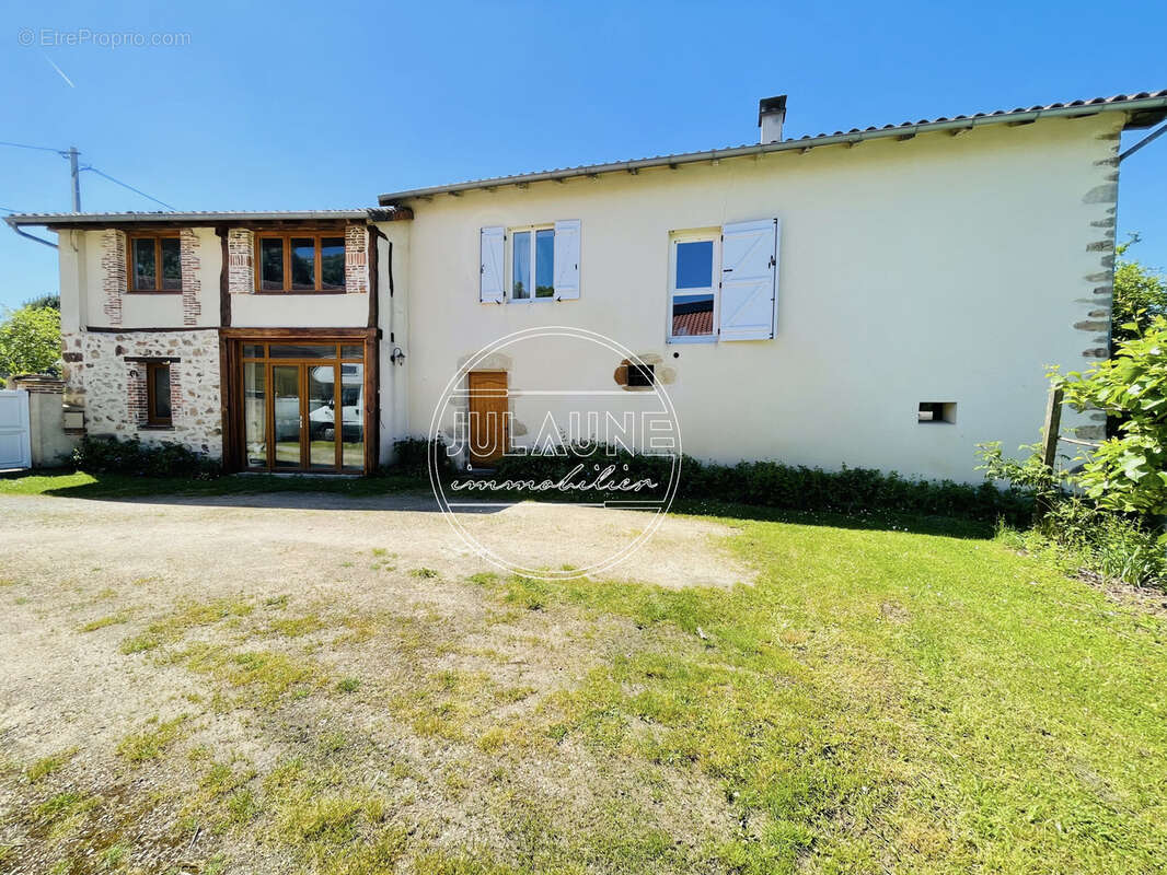 Maison à LE VIGEN