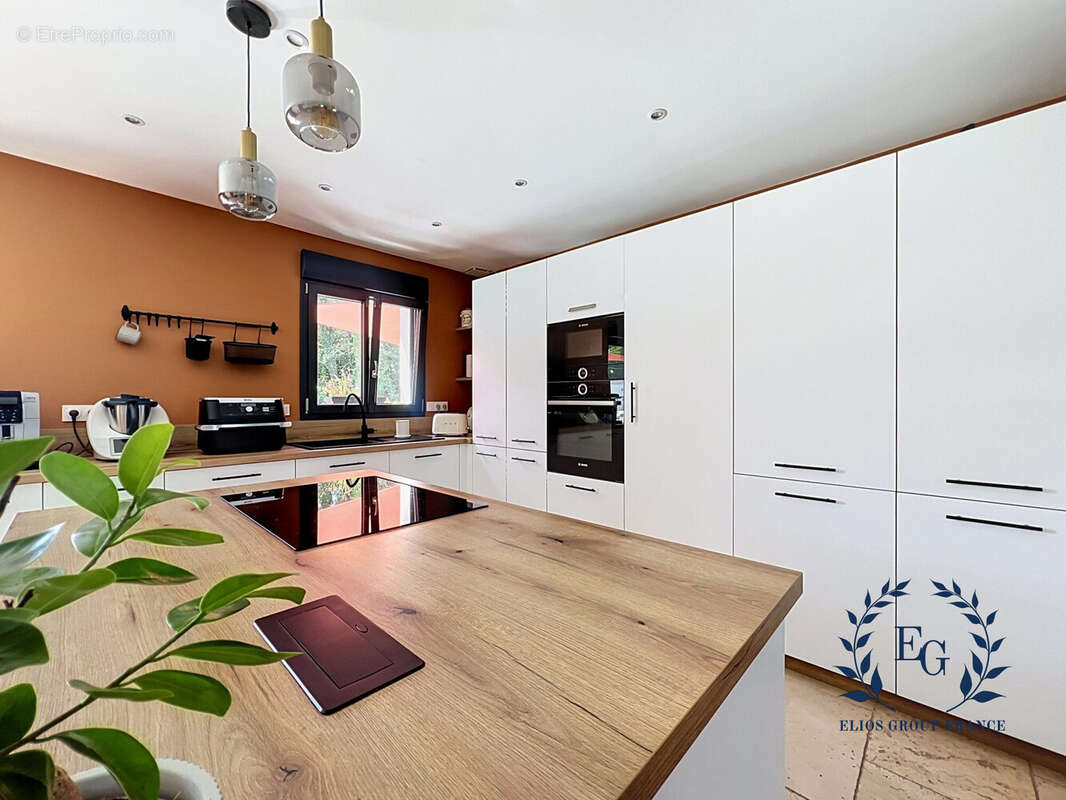 Maison 122 m² à Rocbaron  - photo 4