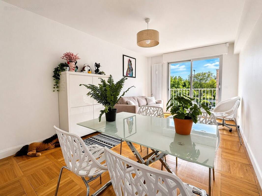 Appartement à LE VESINET