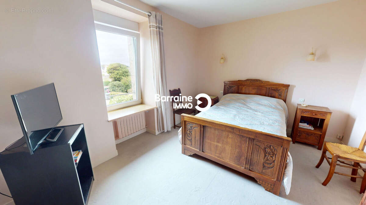 Roscoff  Maison  avec appartement indépendant et beau potentiel d'évolution - photo 7