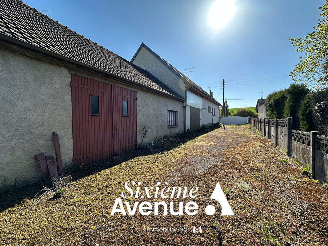 Maison à VILLEVENARD