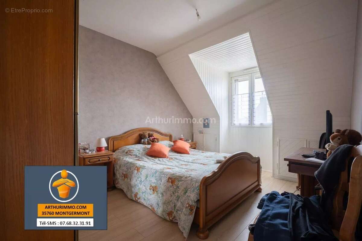 Maison à MONTREUIL-LE-GAST
