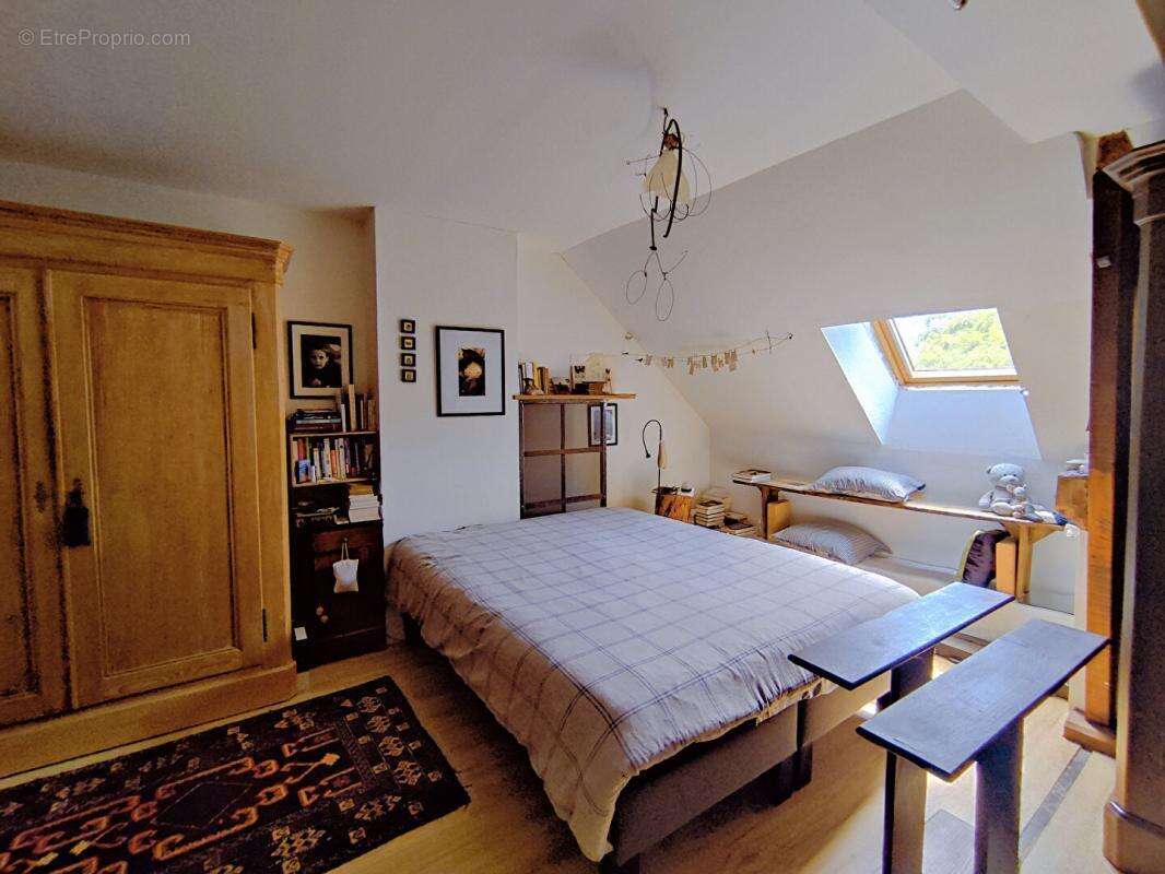 Maison à TOURNON-SAINT-PIERRE