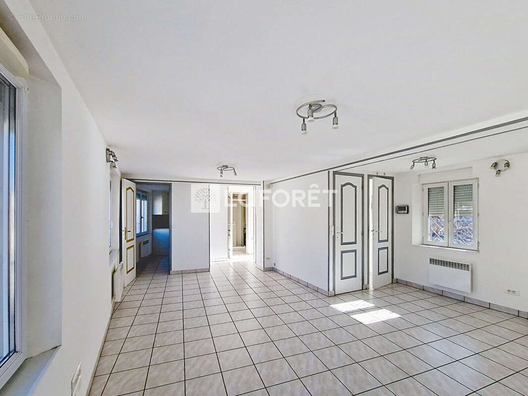 Appartement à FONTENAY-EN-PARISIS