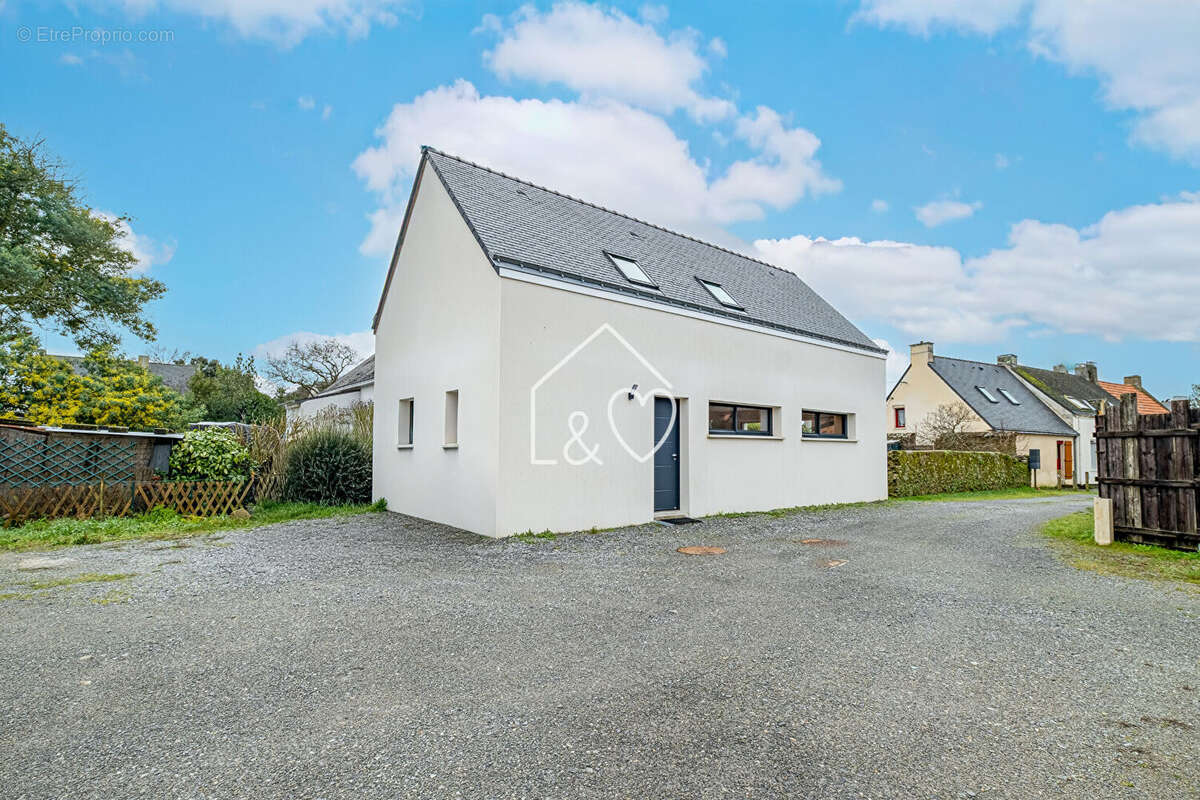 Maison à LA TURBALLE