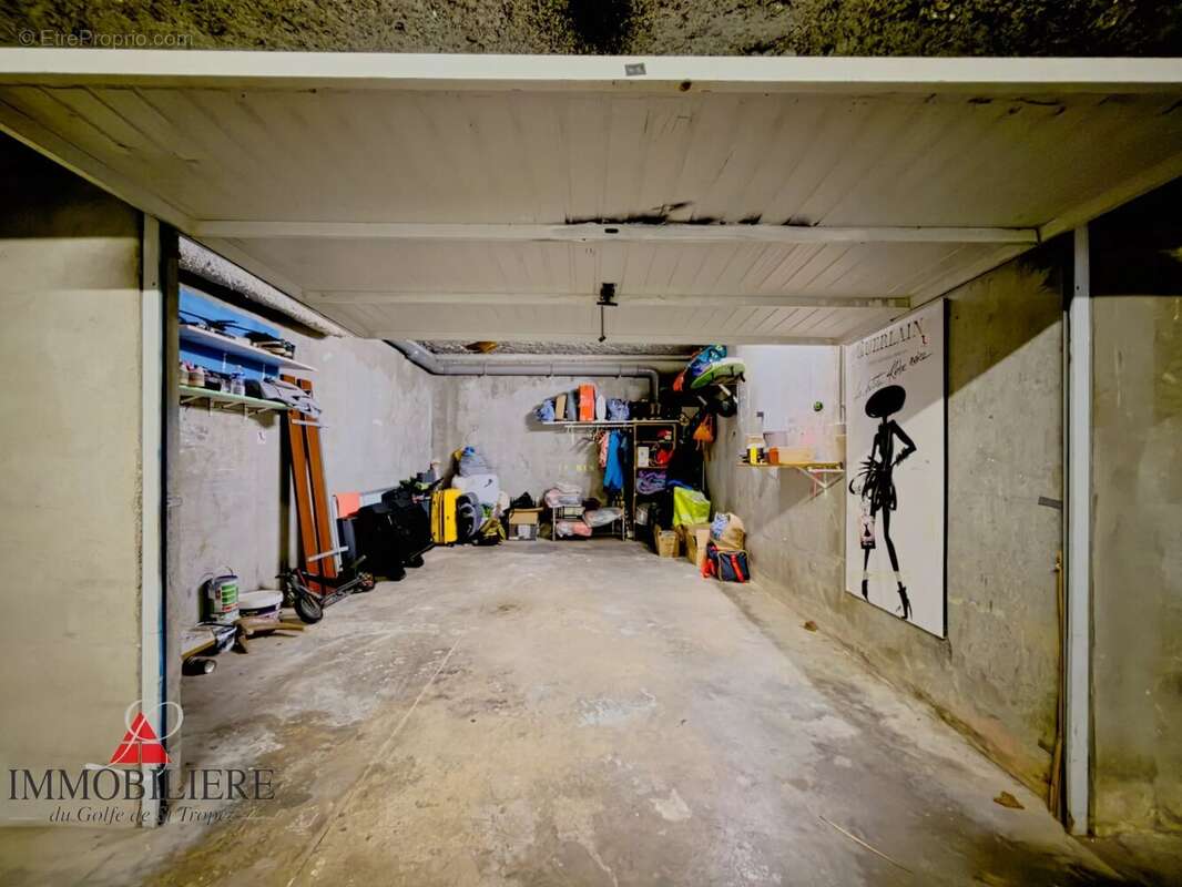 Appartement à COGOLIN