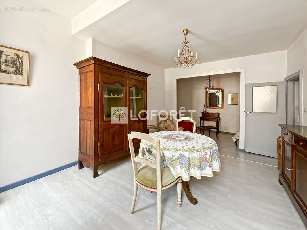 Appartement T2 à vendre à Moissac - Proximité commerces et écoles - photo 3