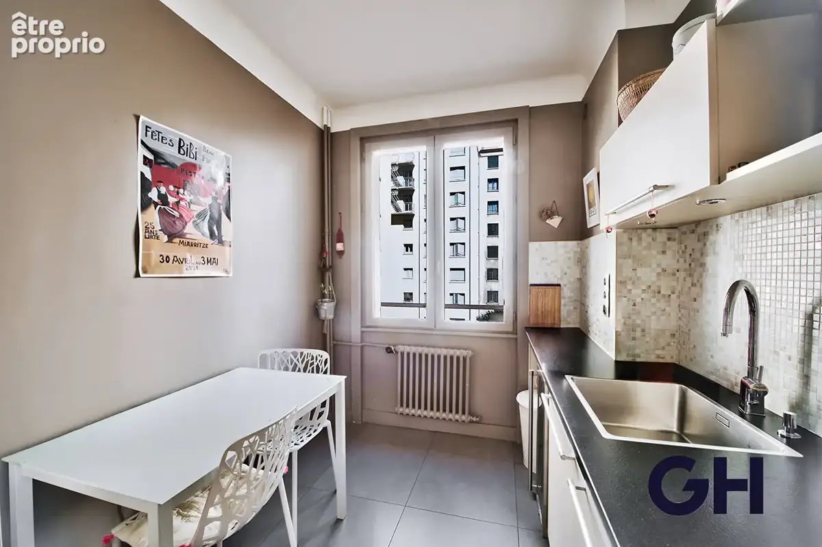 Lyon 6e - foch - t4 d'exception de 105 m² - rénovation haut de gamme - photo 9
