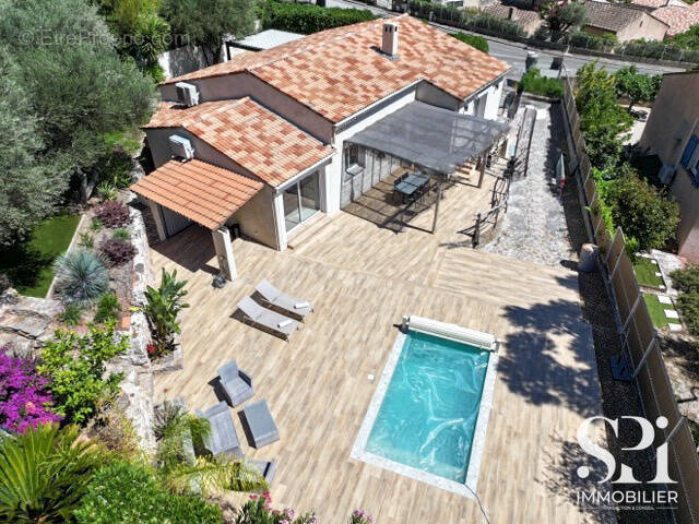 Maison à LA VALETTE-DU-VAR