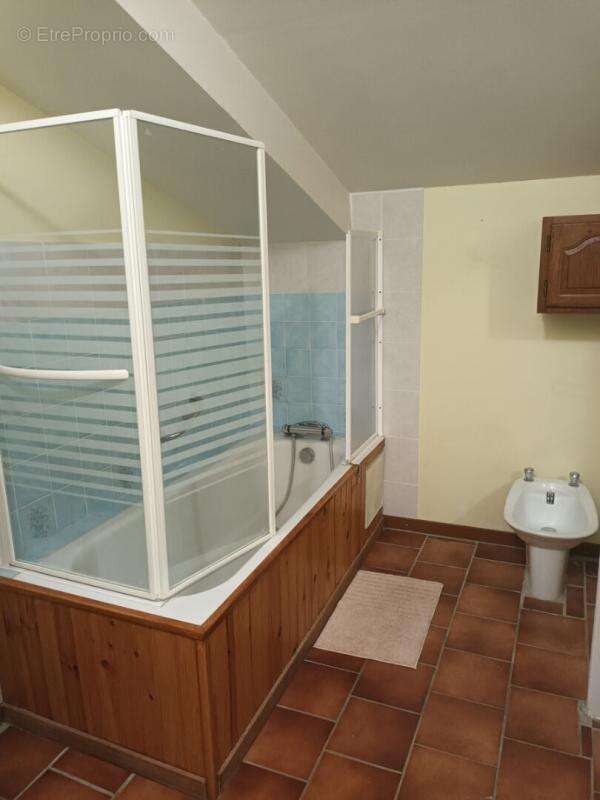 Maison à CHENAC-SAINT-SEURIN-D'UZET