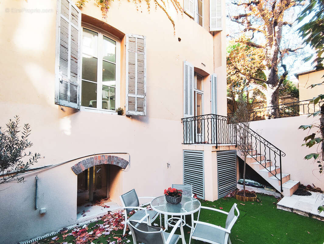 Appartement à AIX-EN-PROVENCE