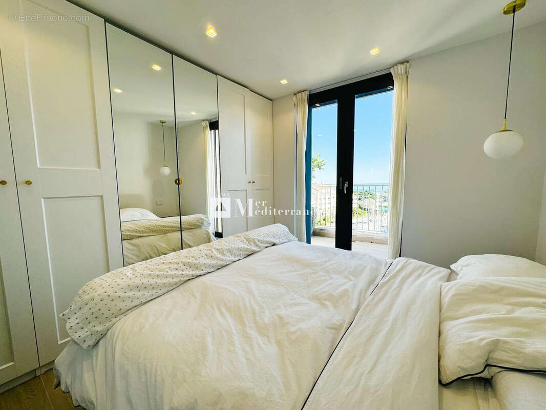 Appartement à COGOLIN