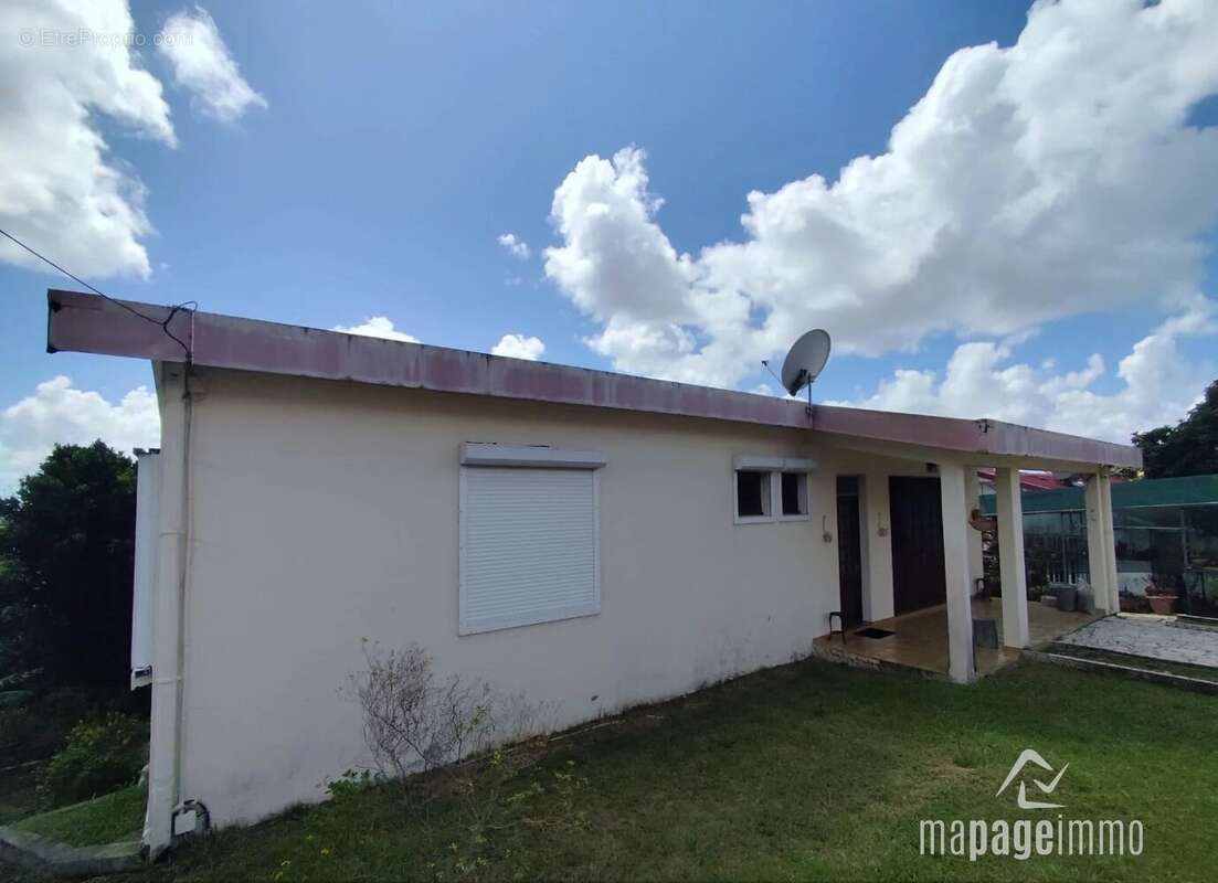 Maison à FORT-DE-FRANCE