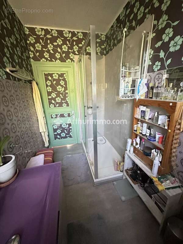 Maison à SAINT-ASTIER