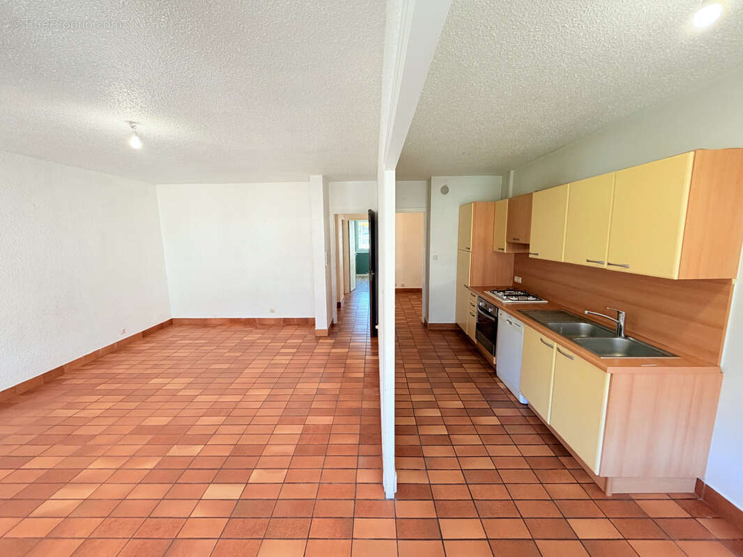 Appartement à SAINT-JEAN-DE-MAURIENNE