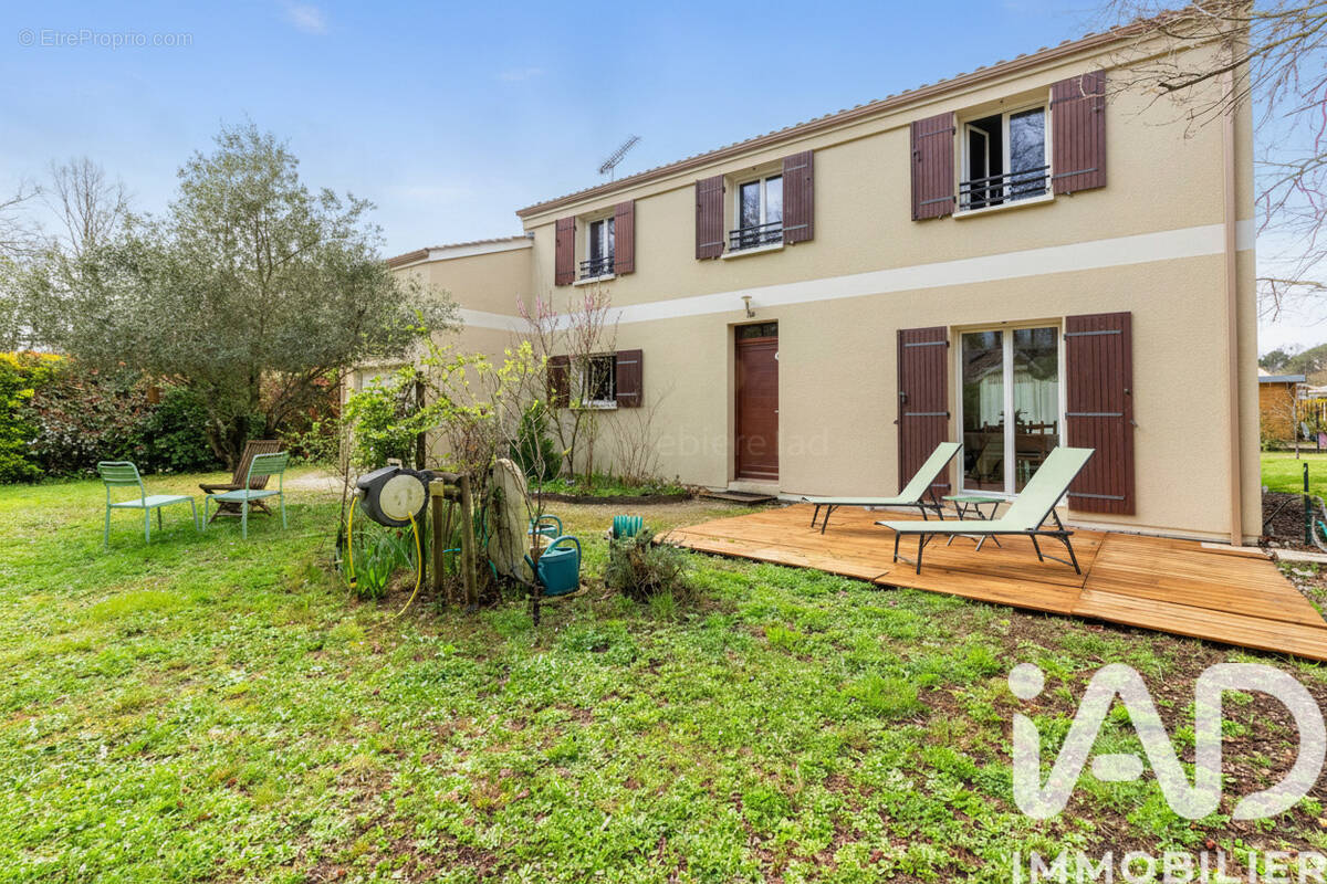 Photo 1 - Maison à LEOGNAN