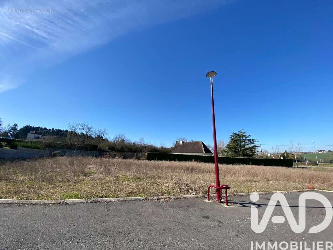 Photo 2 - Terrain à FUSSY