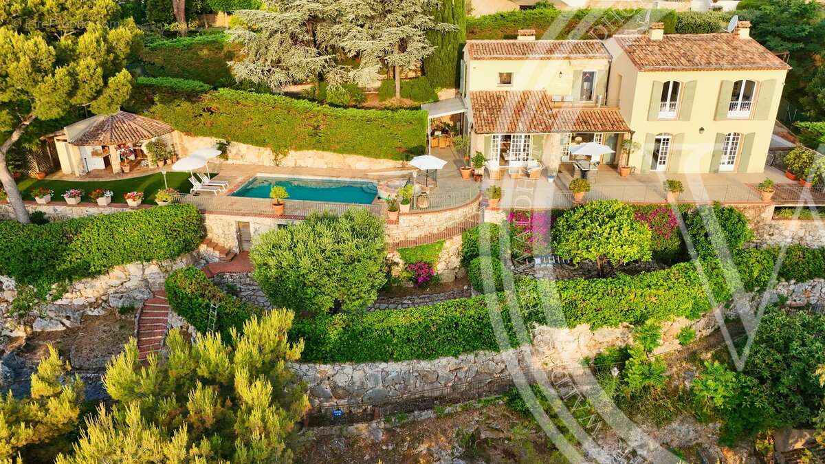 Maison à ROQUEBRUNE-CAP-MARTIN