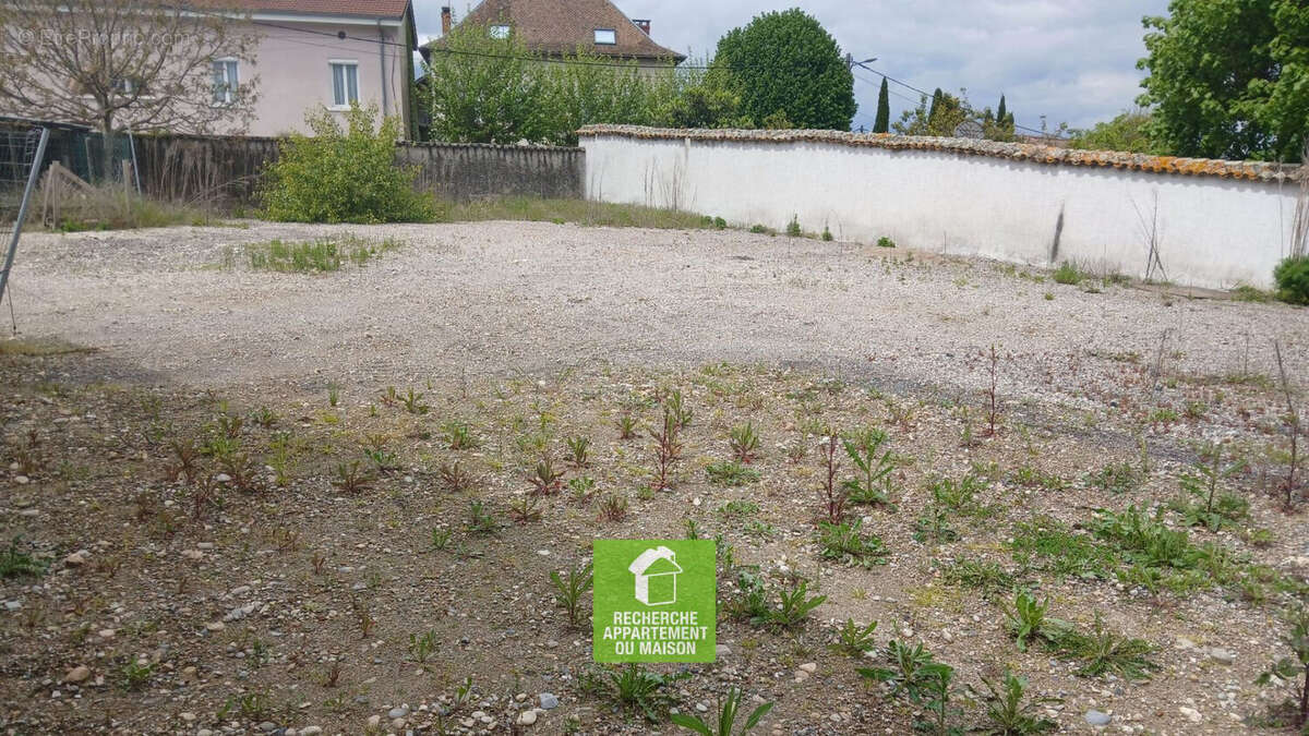 Terrain à JANNEYRIAS