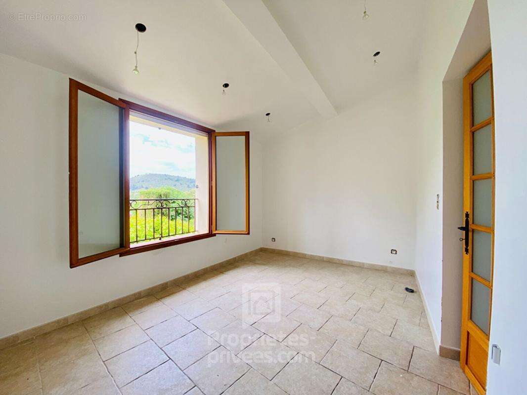 Appartement à LEVENS