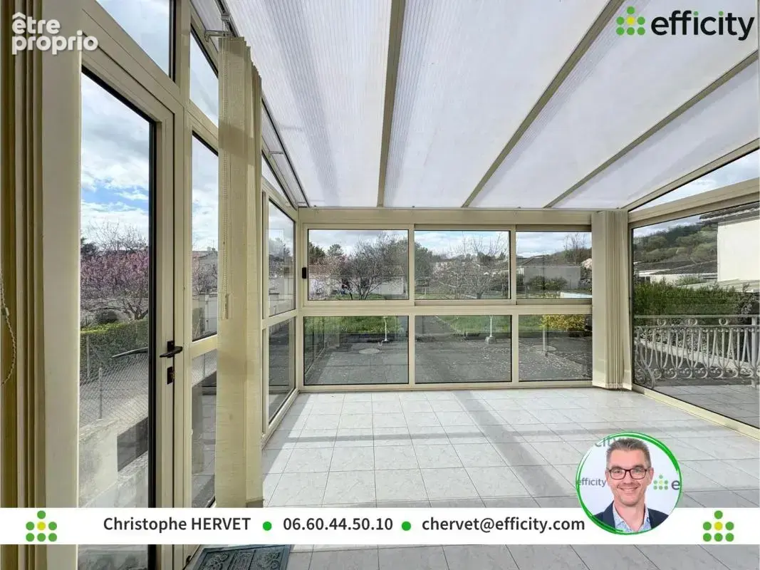 Maison 128 m² à Ruelle-Sur-Touvre  - photo 5