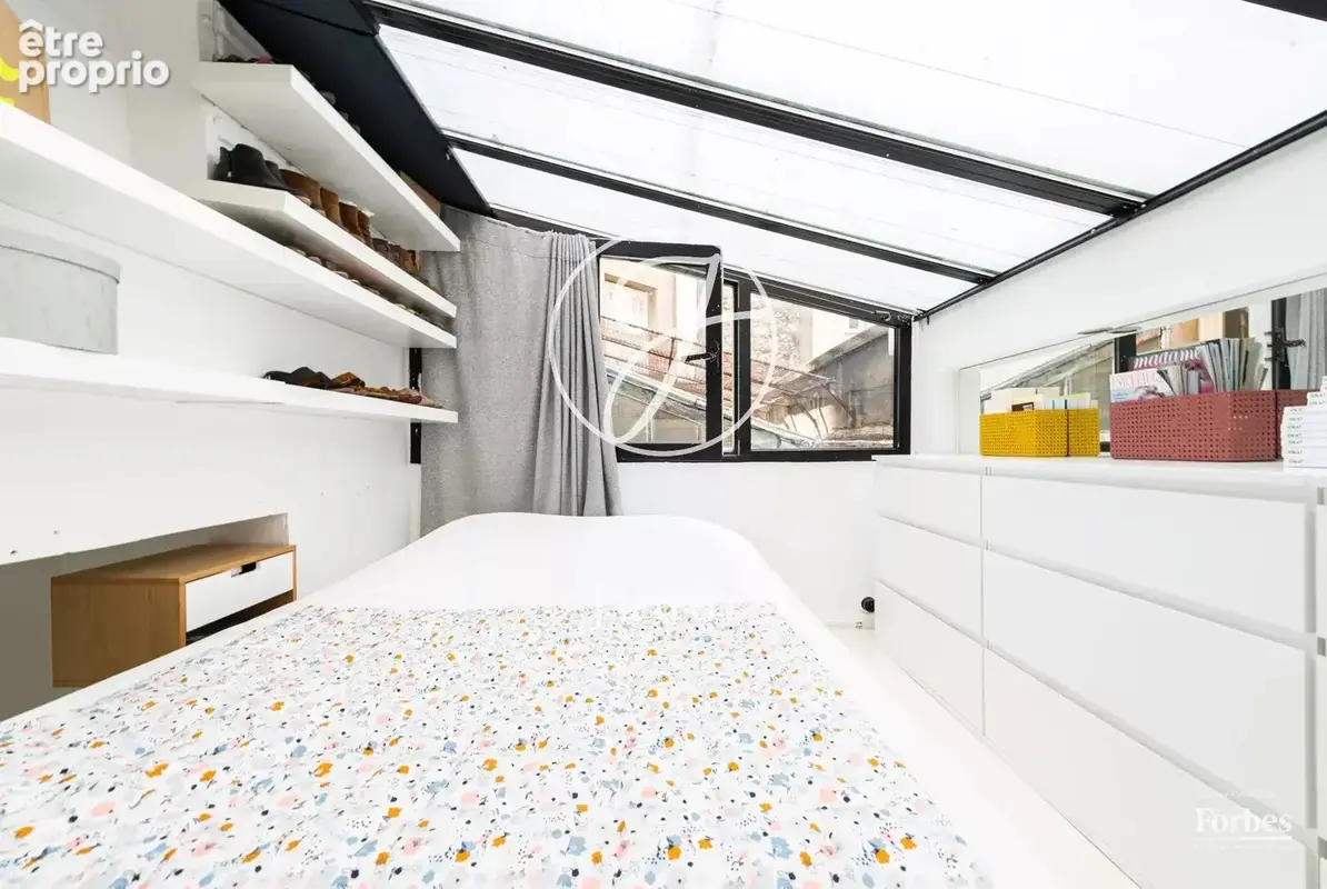 Paris 9e - BLANCHE / RUE DE DOUAI - Loft - 2 pièces - 44,74m² Carrez - 50,91m² au sol - 1 chambre - photo 9