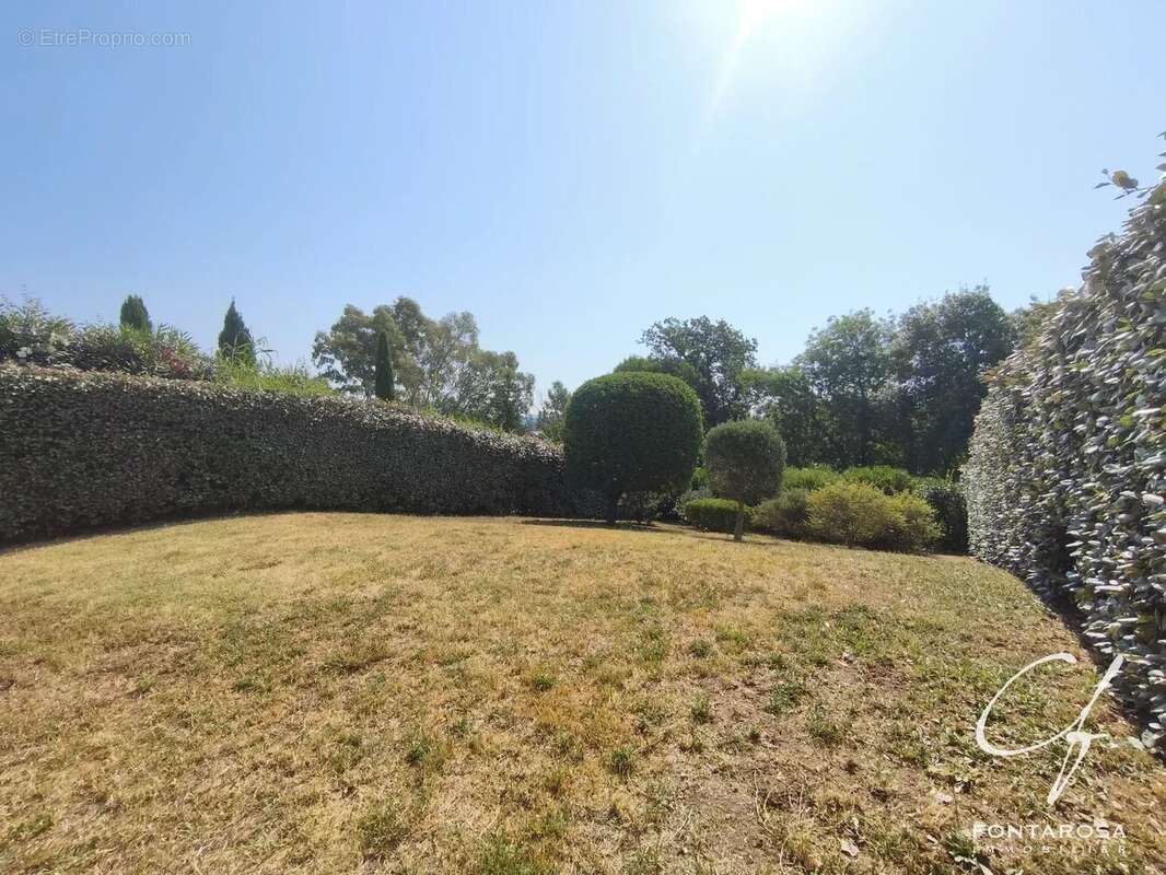 Appartement rez de jardin Piscine Garage Parking - photo 15