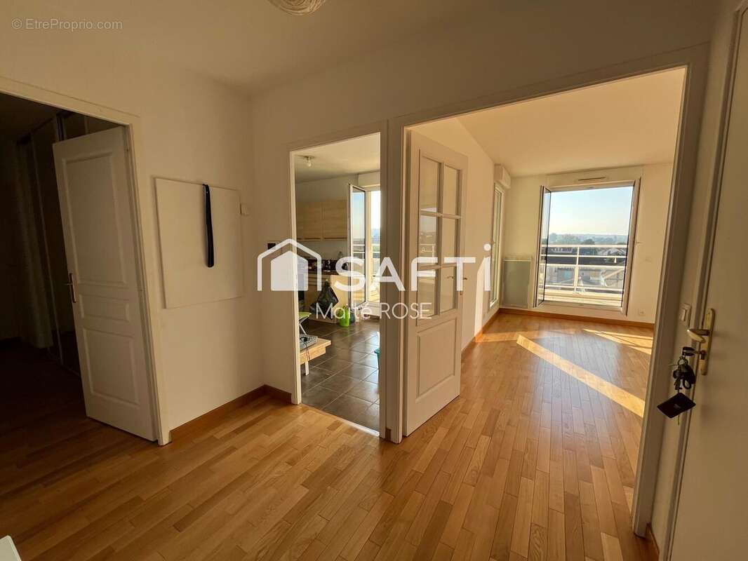 Photo 4 - Appartement à CORBEIL-ESSONNES