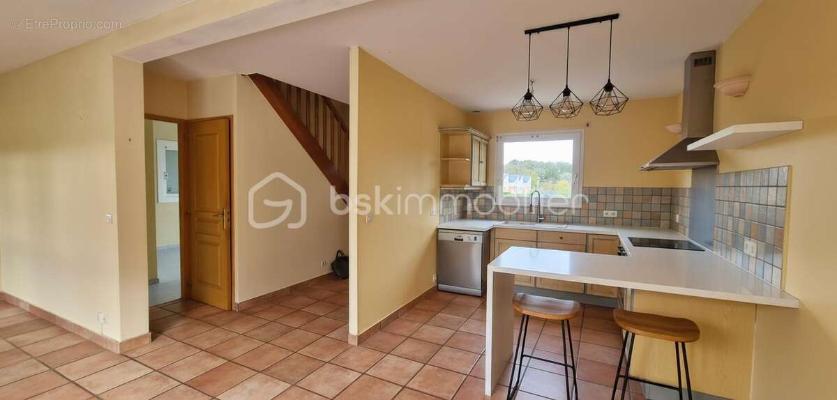 Maison à PLOUIGNEAU