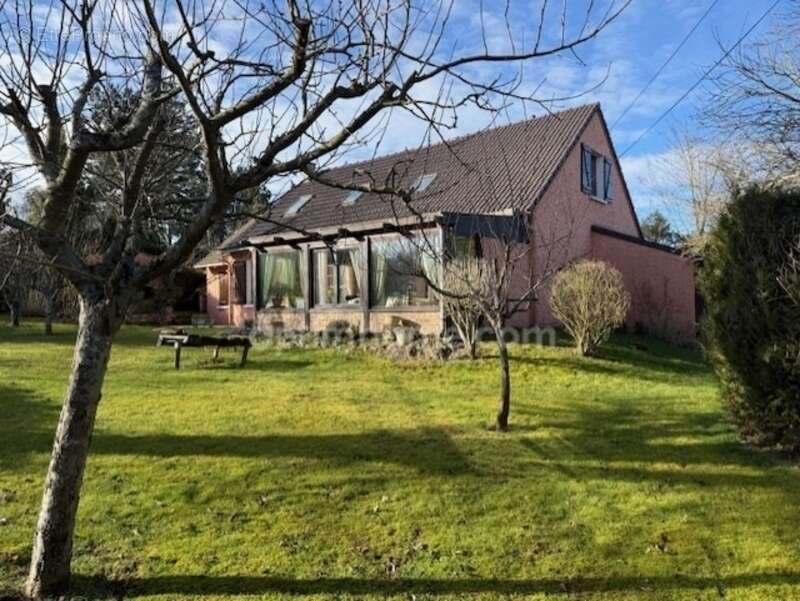 Maison à SAINT-CYR-SOUS-DOURDAN