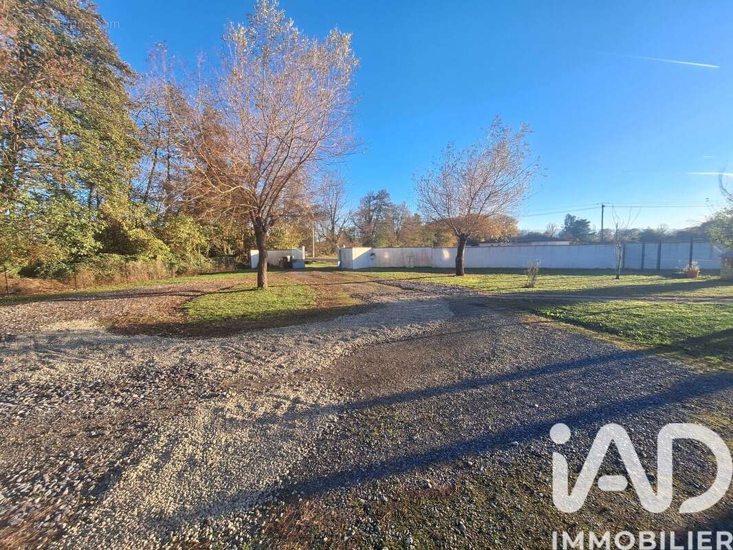 Photo 2 - Maison à TARBES