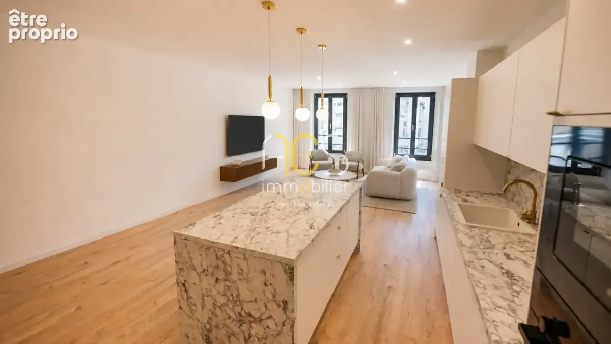 Appartement 4 pièces -  Centre-Ville Saint-Raphaël - Plage à 1min - photo 2