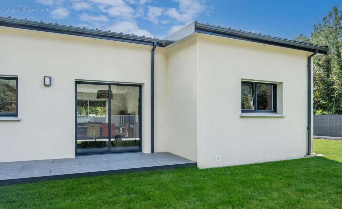 Maison plain-pied 138 M2 proche du centre de Férel - photo 3