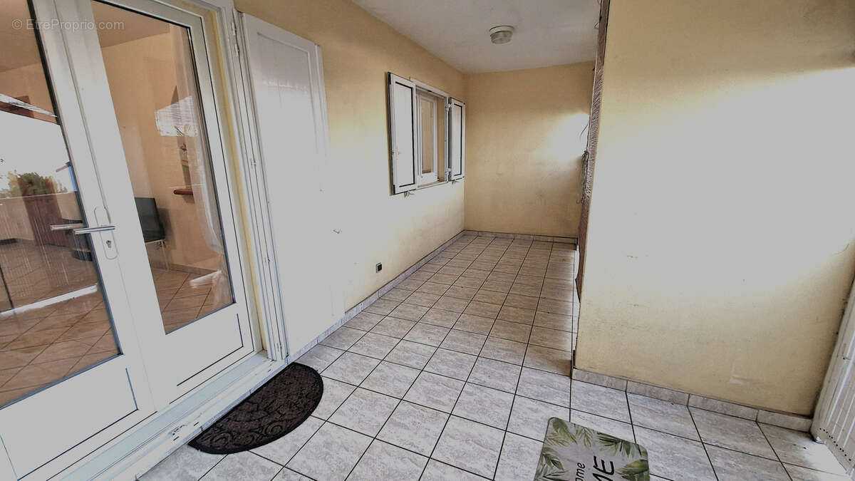 Maison à SAINT-DENIS