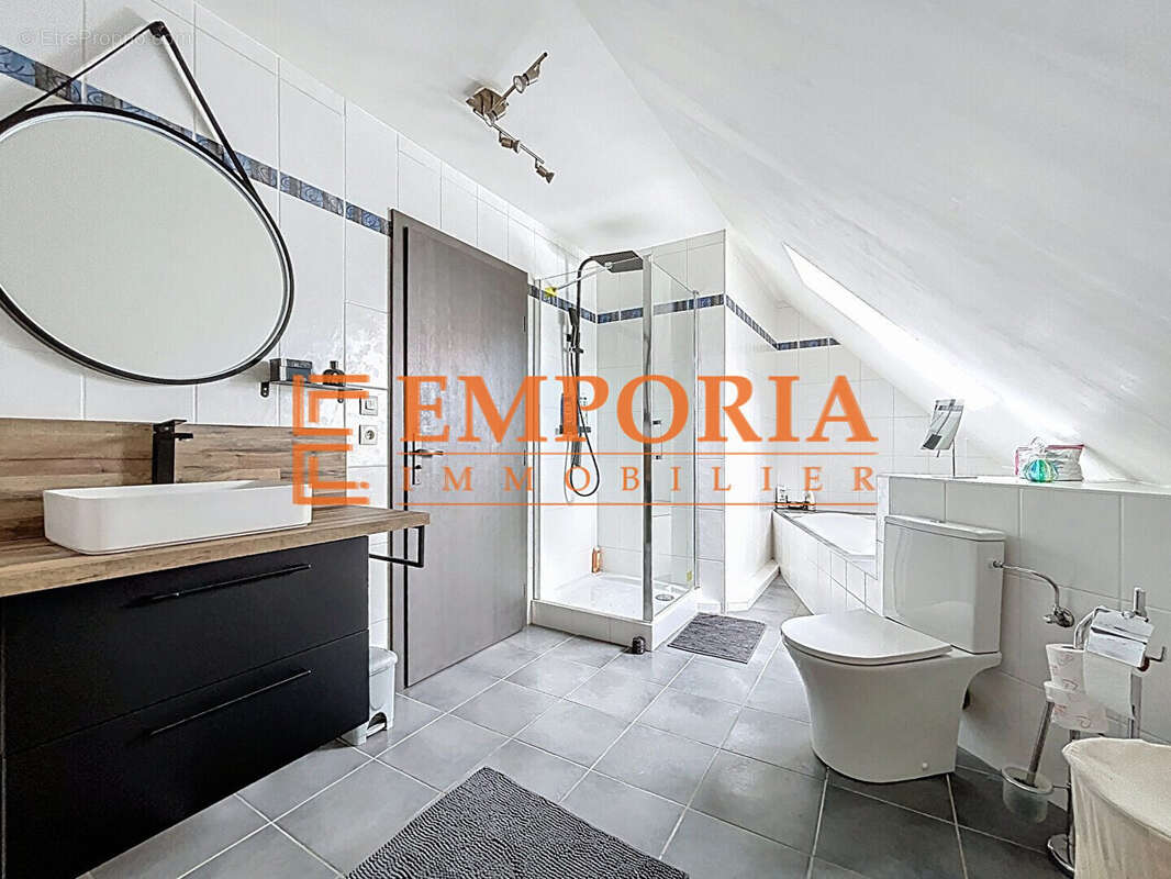 Maison à MUESPACH-LE-HAUT