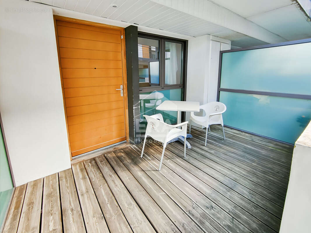 Appartement à EGUILLES