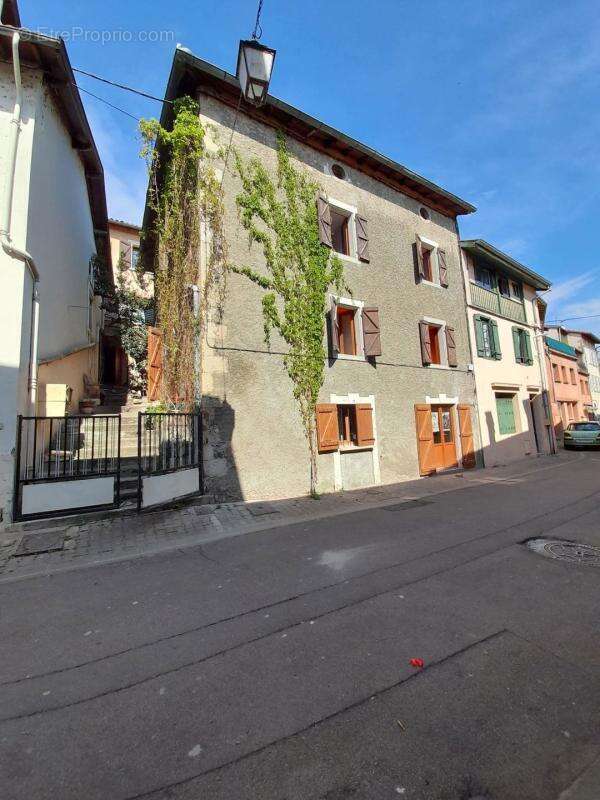 SALIES-DU-SALAT – Maison de Ville à fort potentiel - photo 11