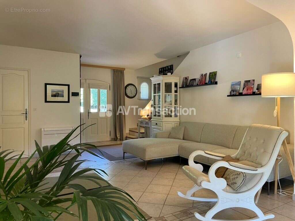 Maison 220 m² à Draguignan  - photo 26