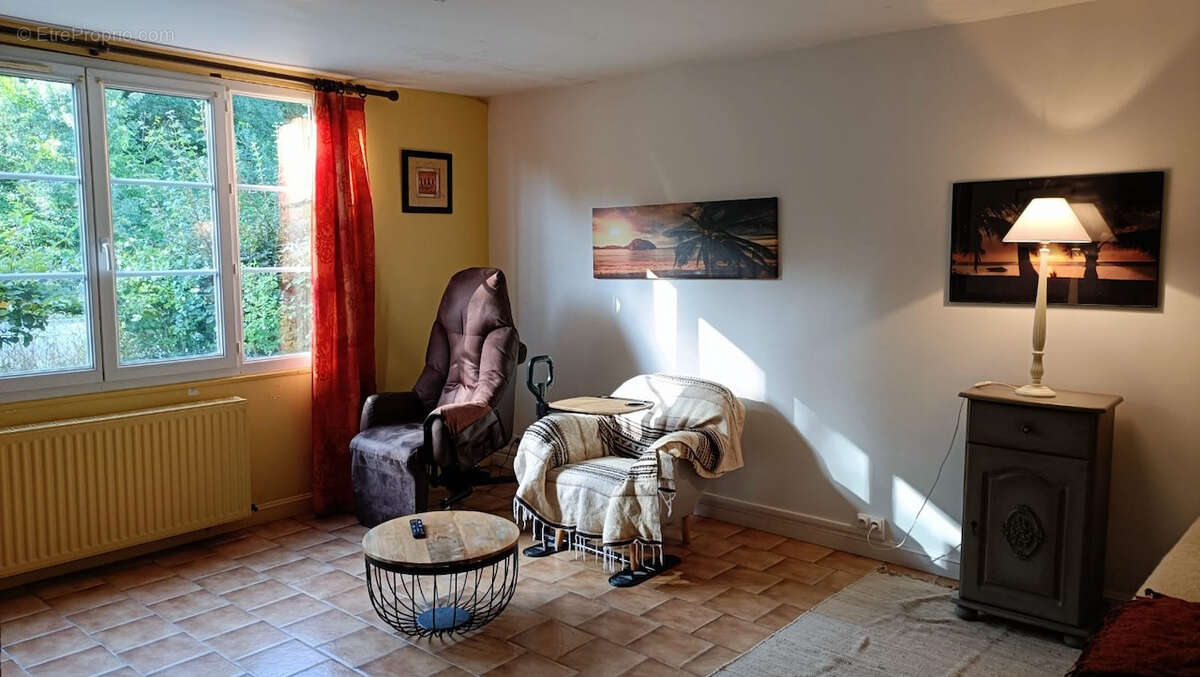 Maison à LE FIDELAIRE