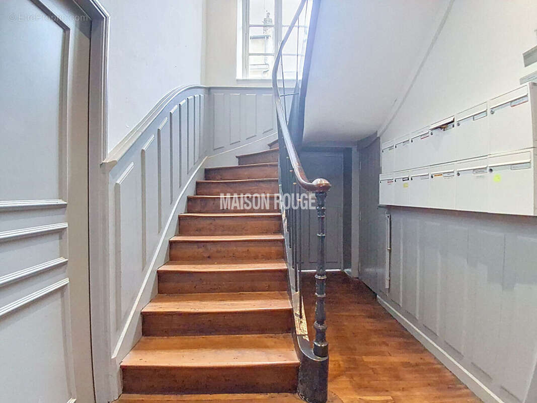 Appartement d'exception-En plein coeur de Rennes, la gare à environ 200 mètres-Idéal investissement ou premier achat - photo 2