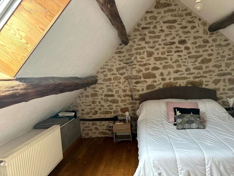 Maison à PRECY-SOUS-THIL
