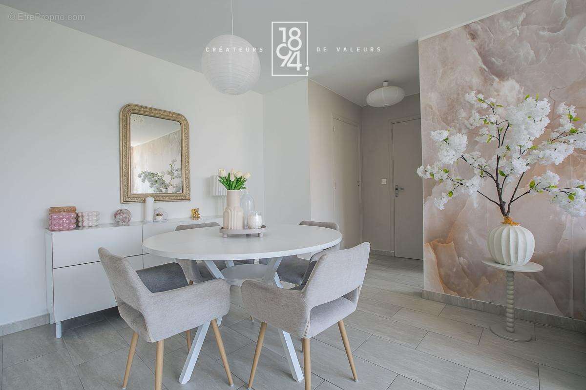 Appartement à MARSEILLE-9E