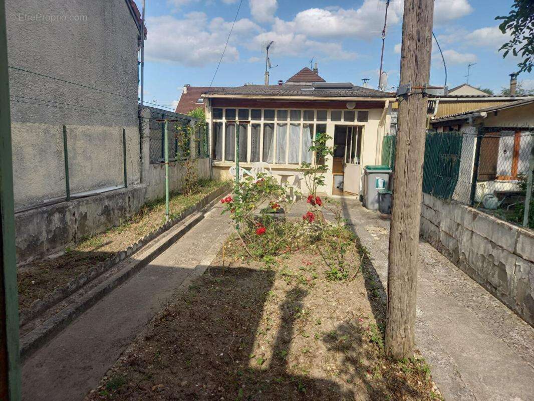 À vendre maison individuelle avec jardin, véranda et garage à tremblay-en-france - photo 4
