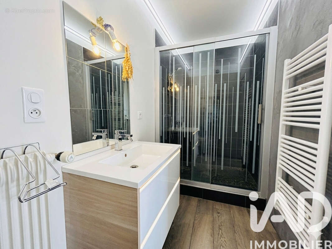 Photo 8 - Appartement à REIMS