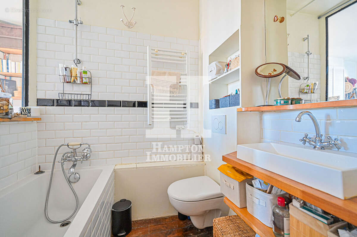 Appartement à PARIS-19E