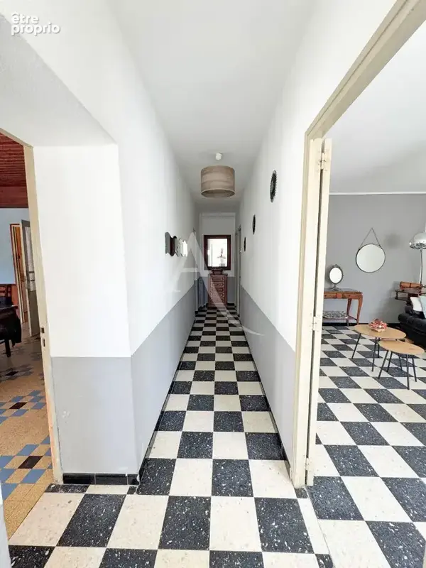 SONNAC SUR L'HERS:  Maison familiale  -  5 pièces  Terrain de 1382 + Hangar de 63 m² - photo 7
